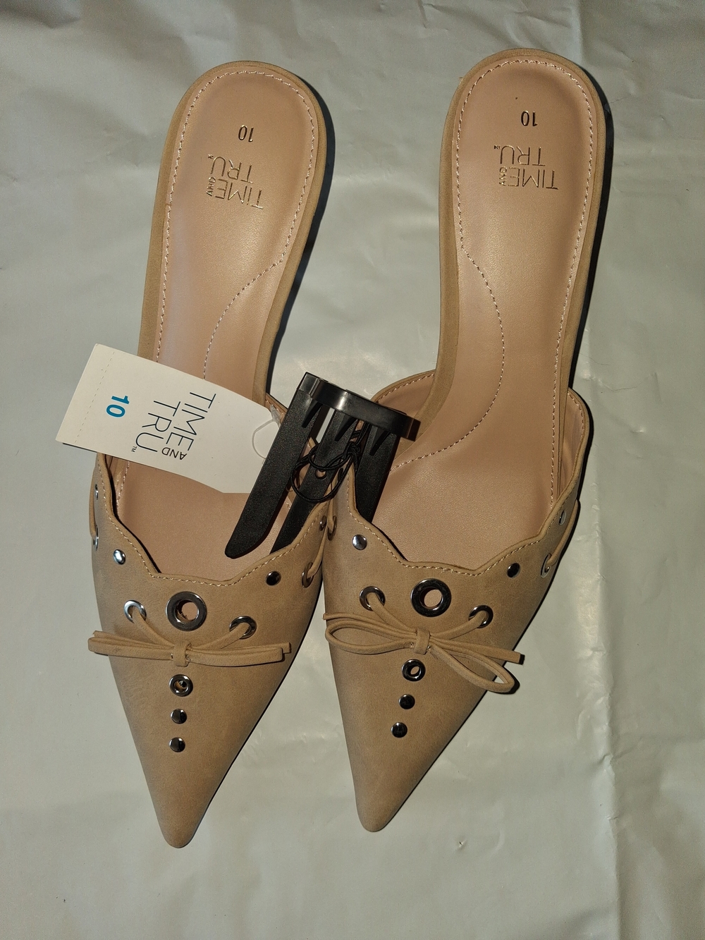 Time and Tru Women's Tan Pointed Toe Slip-On Mules